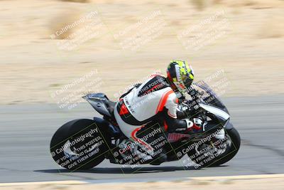 media/Mar-28-2022-Superbike Trackdays (Mon) [[b8603d0f67]]/Advanced Group (1pm-130pm)/Turn 9/